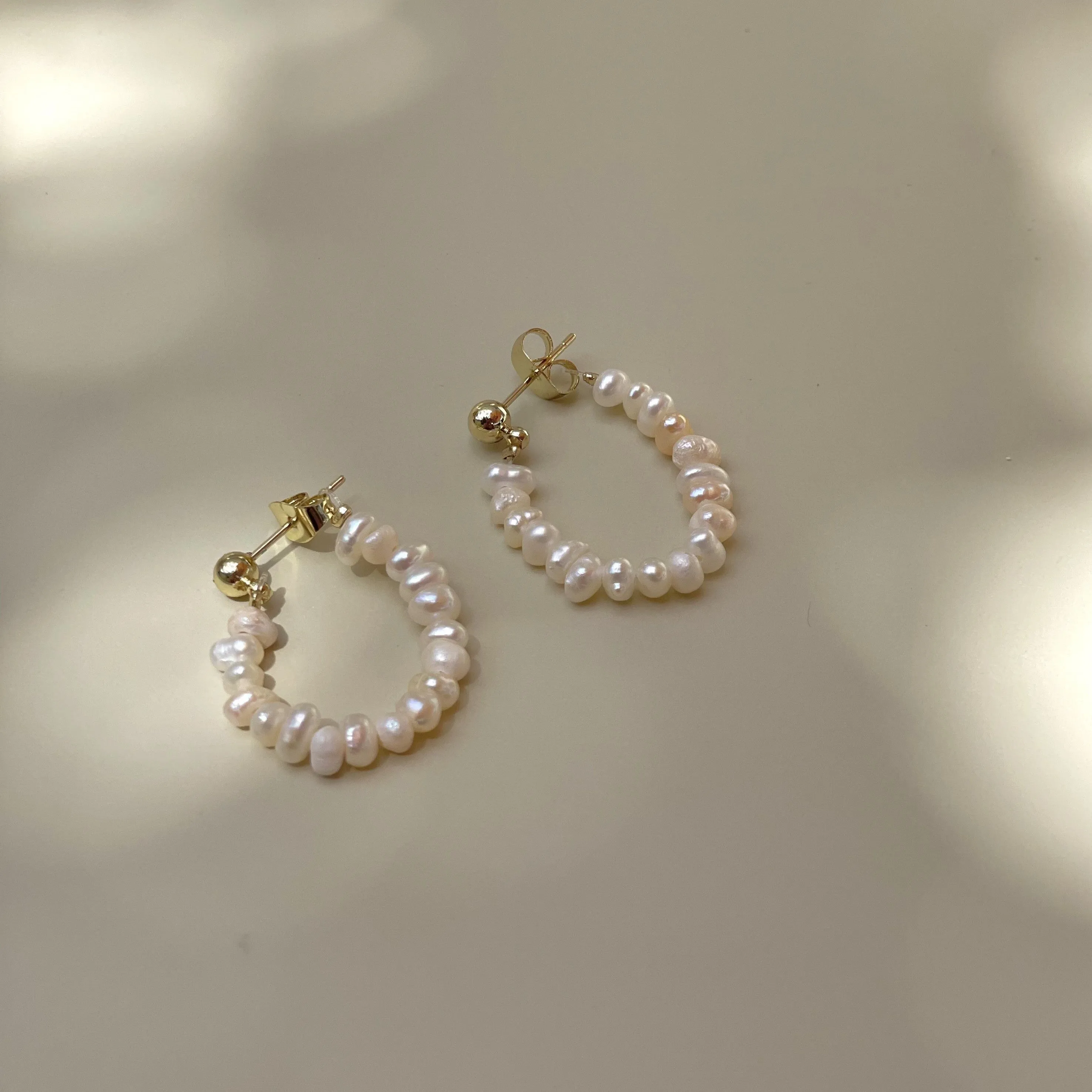 Amora Hoops