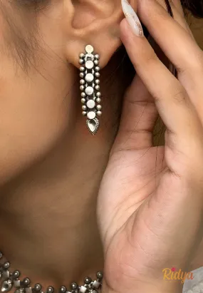 Dancing Drop ball details Earrings