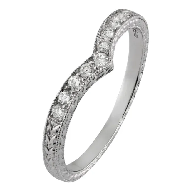 Engraved V-Shaped Diamond Ring in Platinum