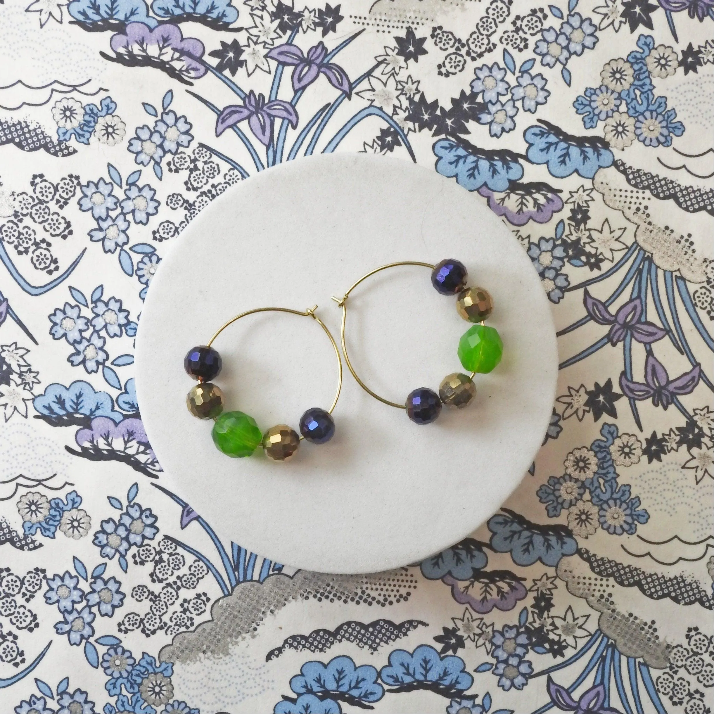 Hoop earrings with beads