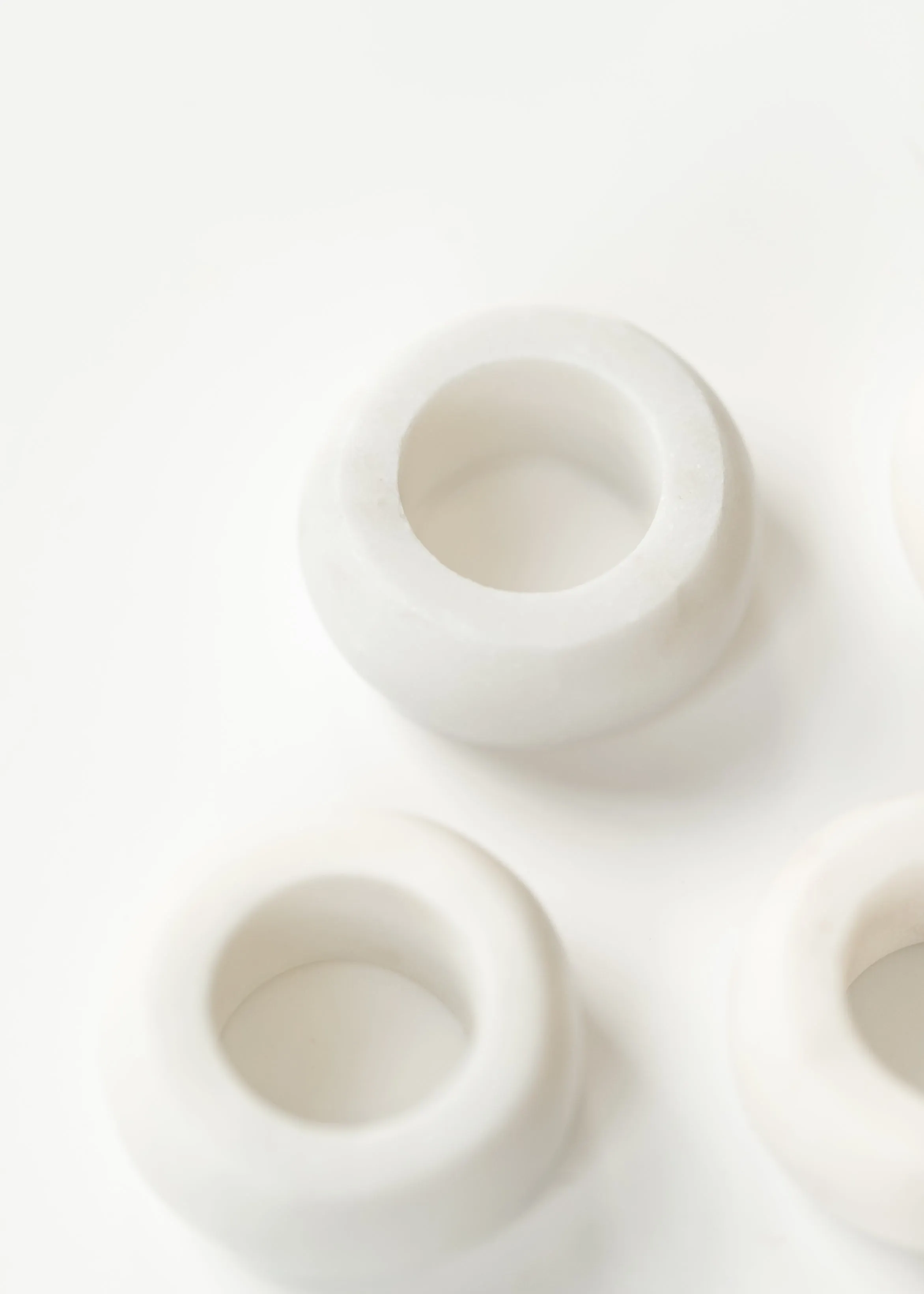 Marble Napkin Rings White 4pc Set