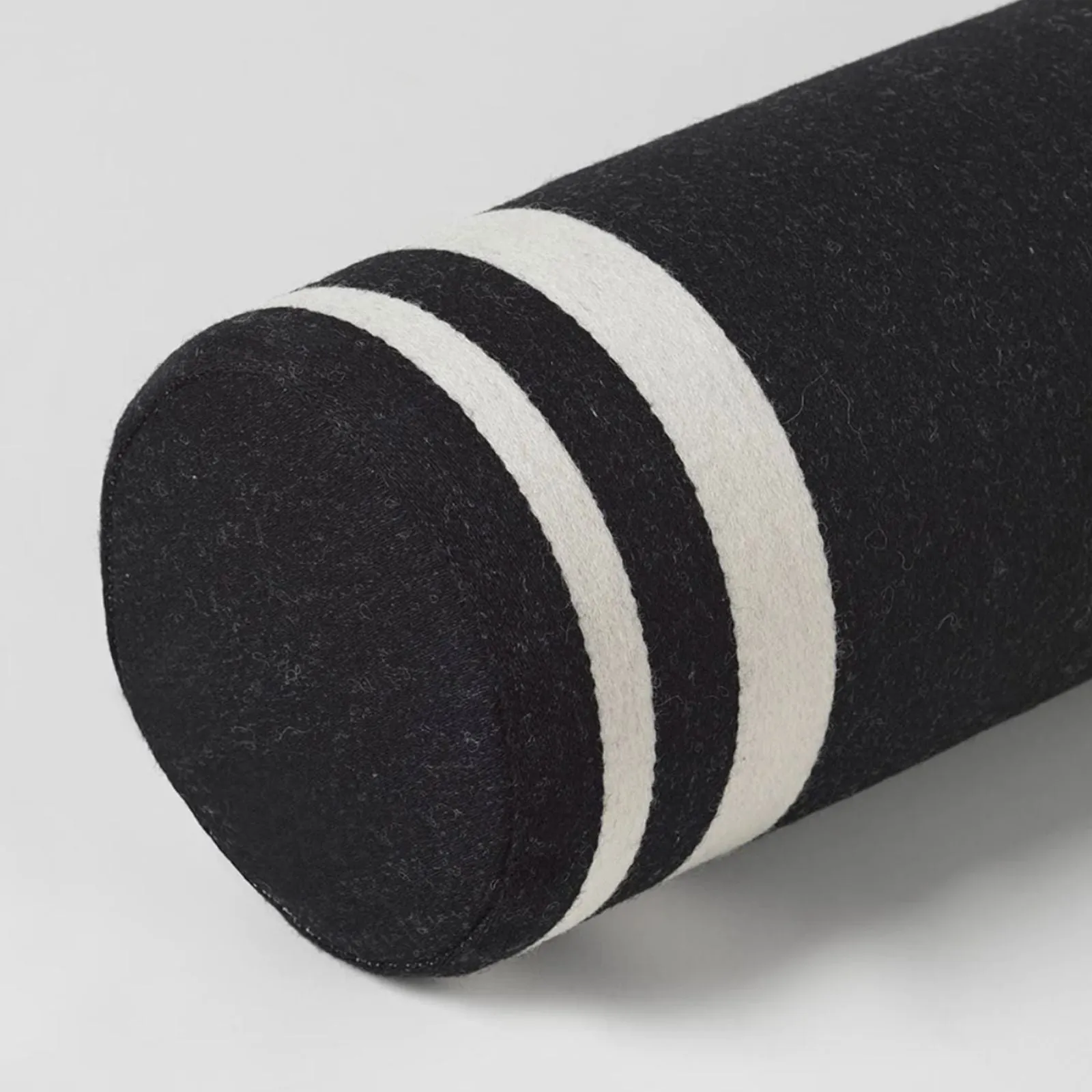 Minimal | Pillow