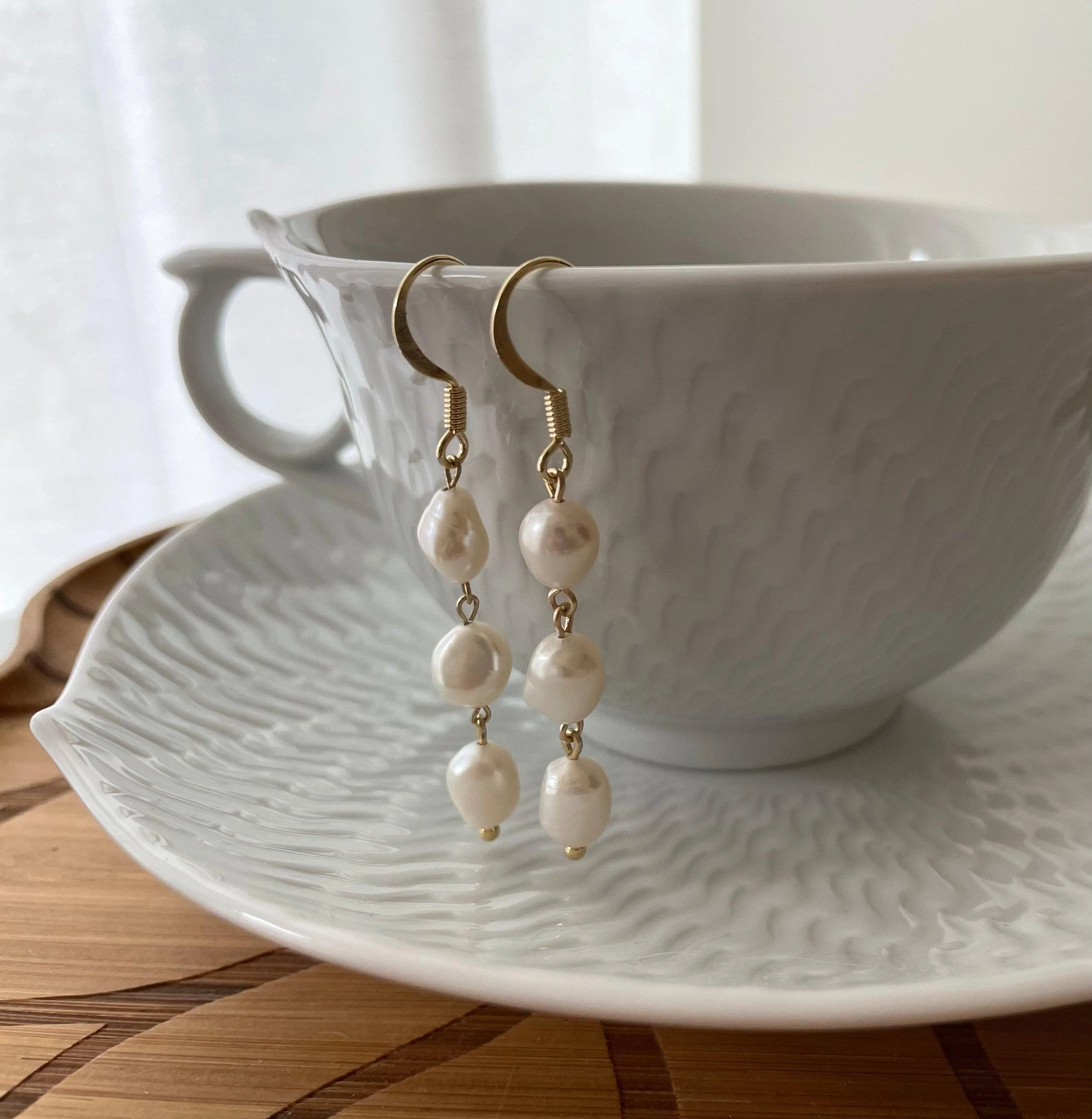 Raindrop Pearl Earrings
