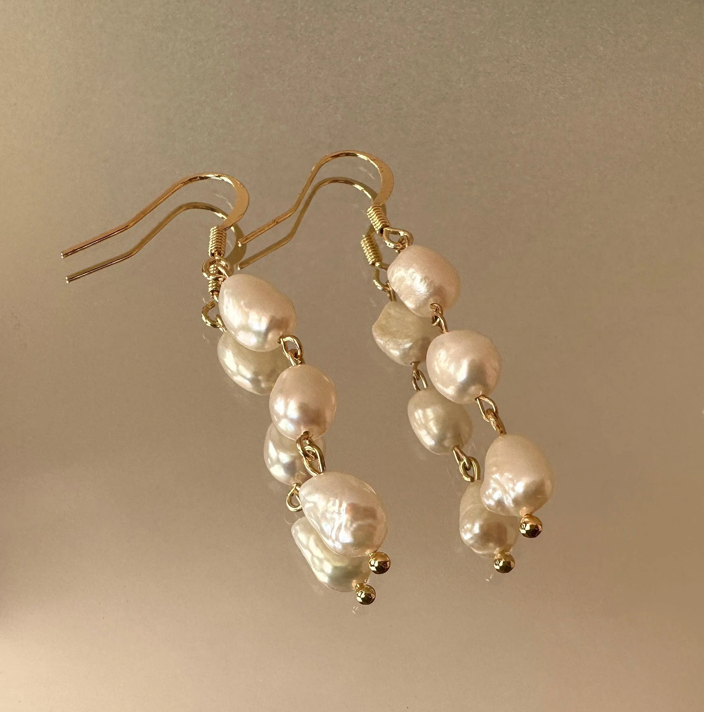 Raindrop Pearl Earrings