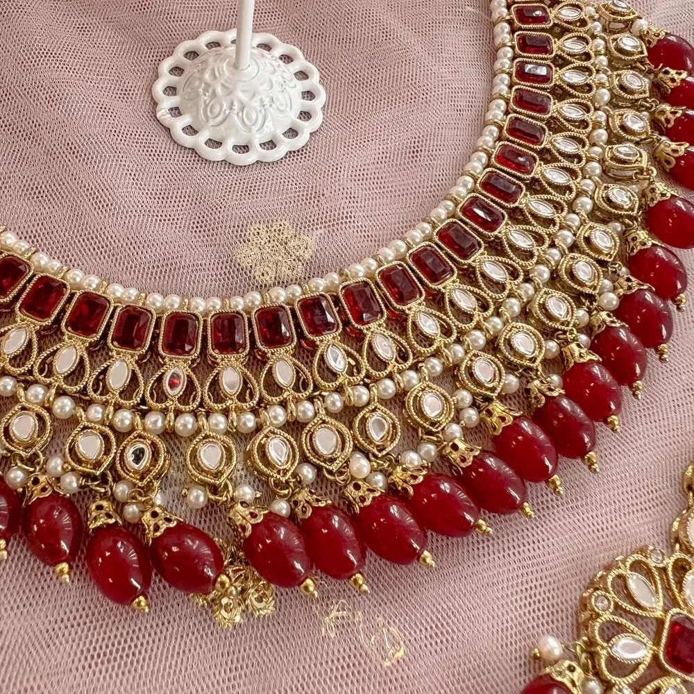 Ramila Mirrored Necklace set - Maroon
