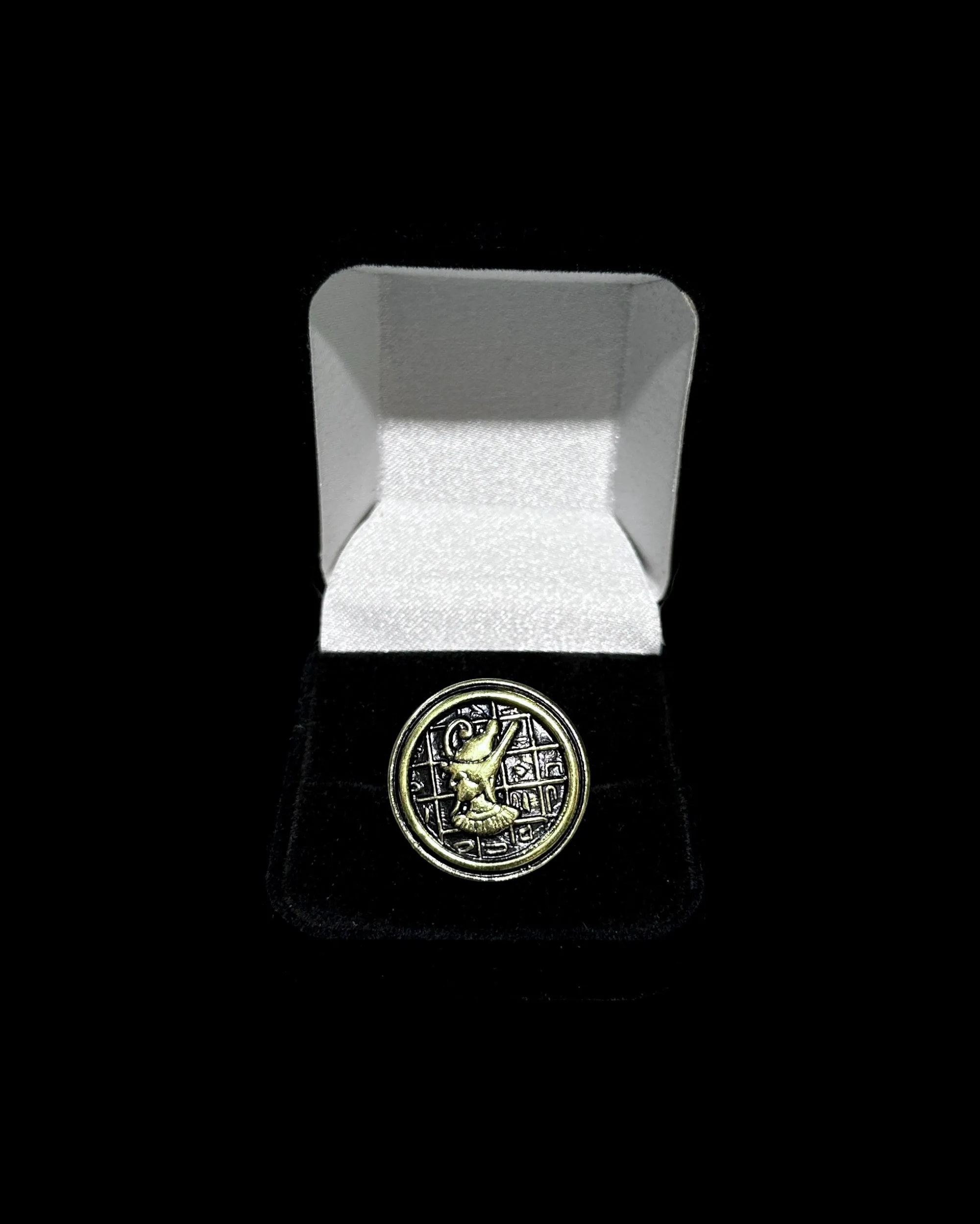 Ramses II Ring - Brass