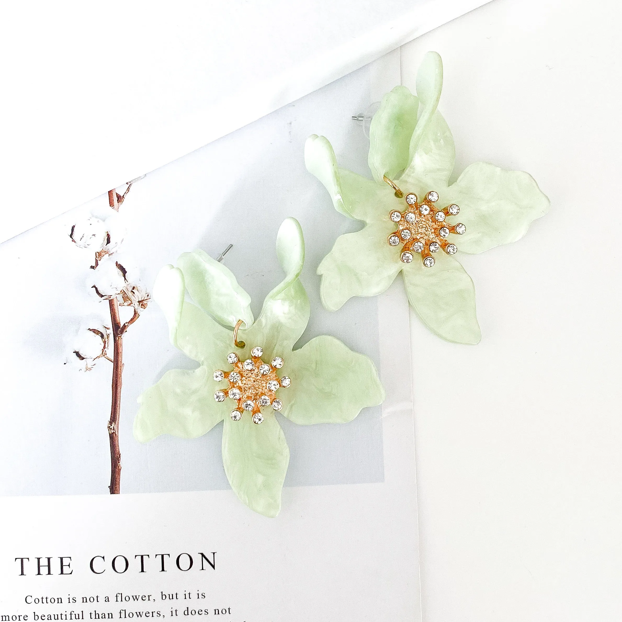 Romantic Green Flower earrings