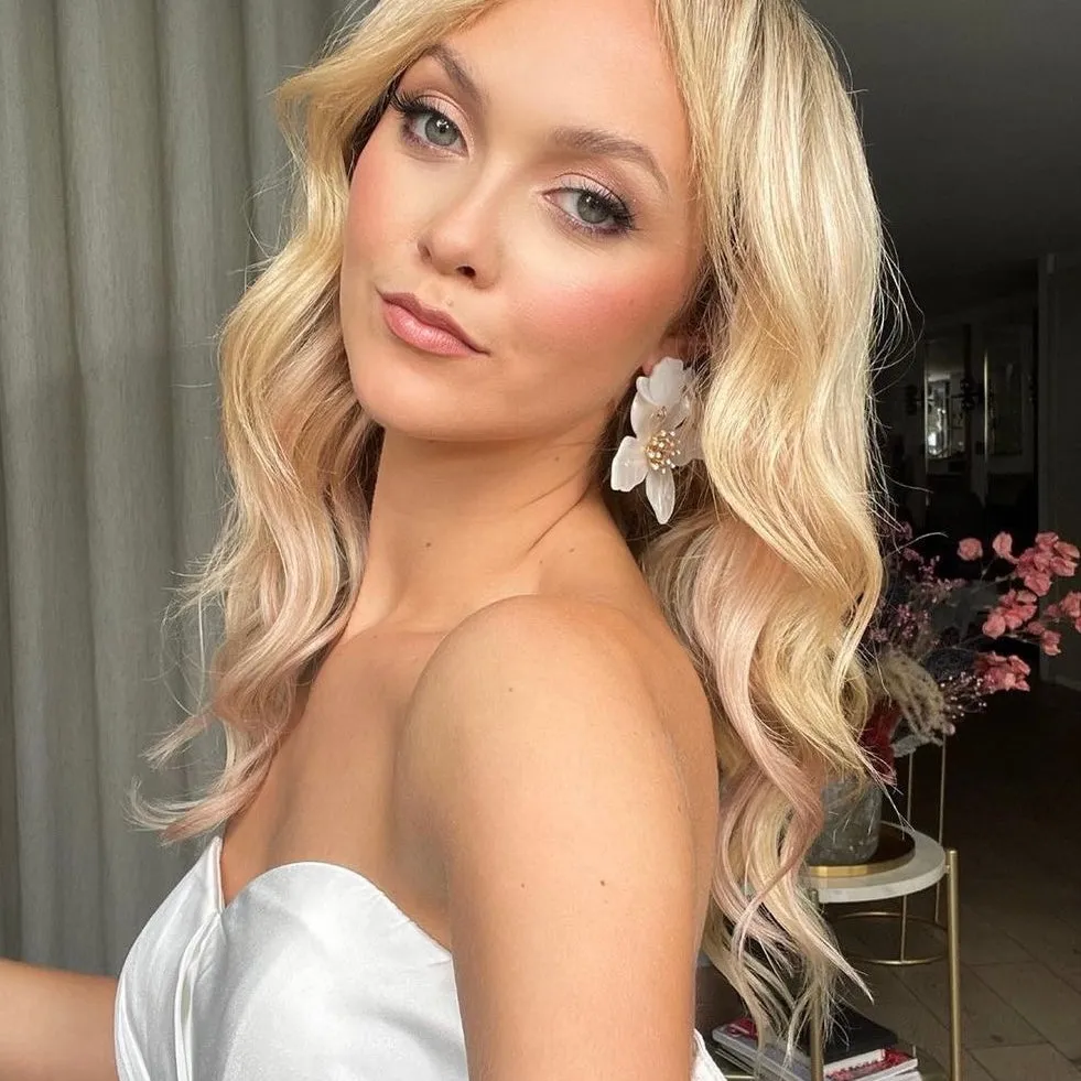 Romantic White Flower Earrings