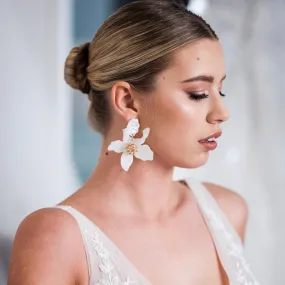 Romantic White Flower Earrings