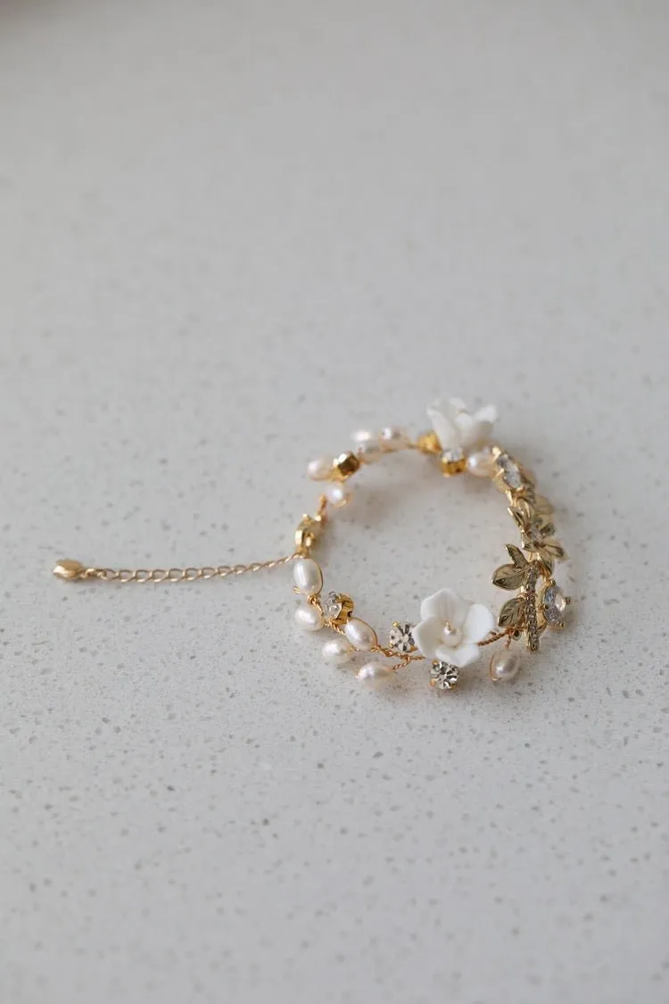 Vintage European Style Freshwater Pearl Flower Forest Bride Bracelet Sweet Wedding Accessories